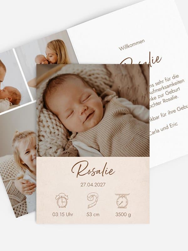 Geburtsanzeigekarte mit einem Foto eines Babys